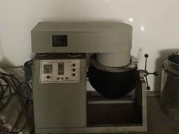 �r�������ԄӔ���C